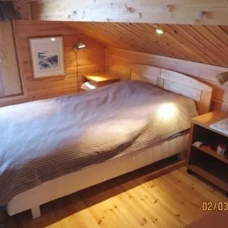 Holiday Mikkola